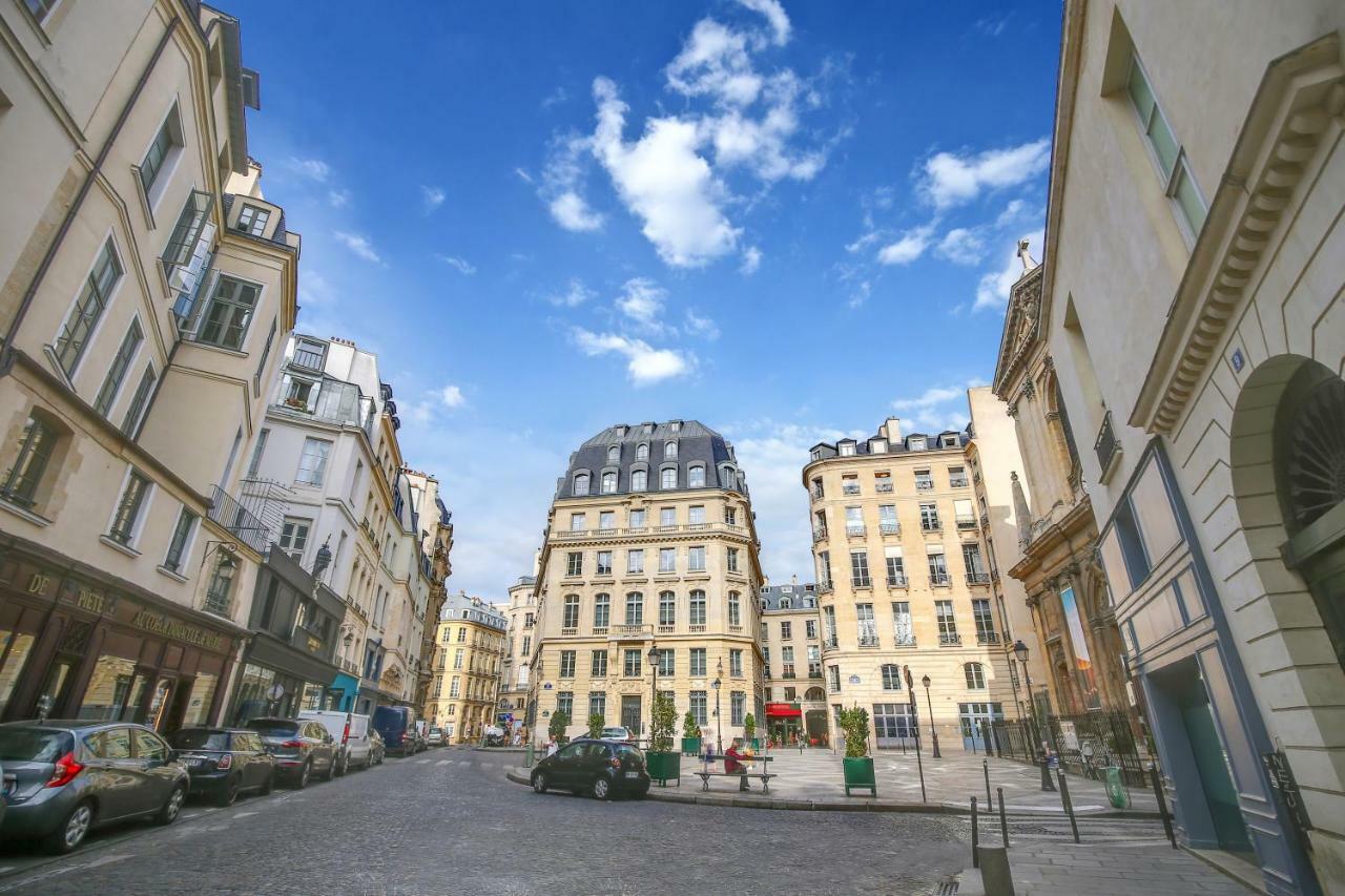 Luxury Apartment Paris Louvre Exterior photo